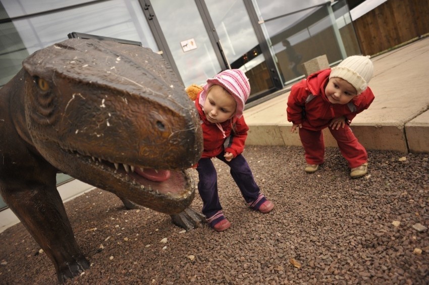 JuraPark w Krasiejowie zyskał uznanie odwiedzających.