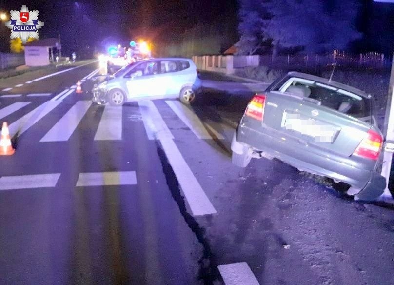 Wypadek we wsi Płoskie. Mieszkaniec gminy Zamość nie jest sprawcą, ale też poniesie odpowiedzialność. Był kompletnie pijany