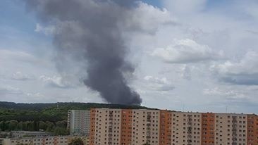 Pożar na prawobrzeżu w Szczecinie. Pali się pustostan