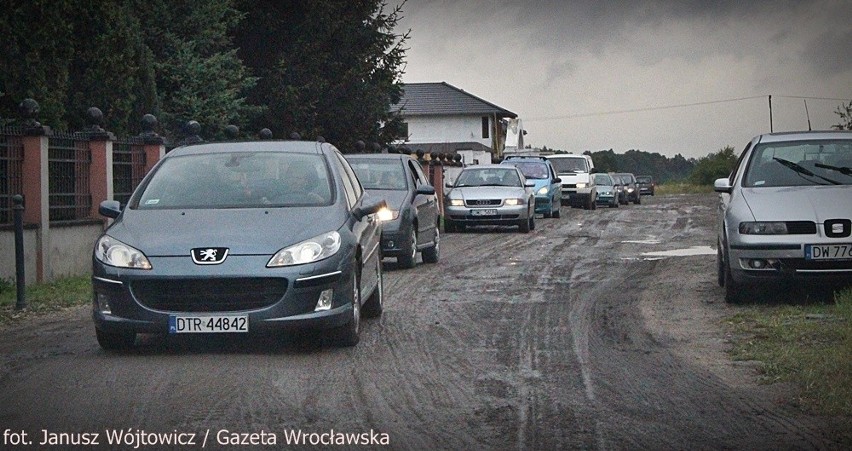 Ważny wjazd do Wrocławia zamknięty. Jak dostać się do miasta? (MAPA, ZDJĘCIA, FILM)