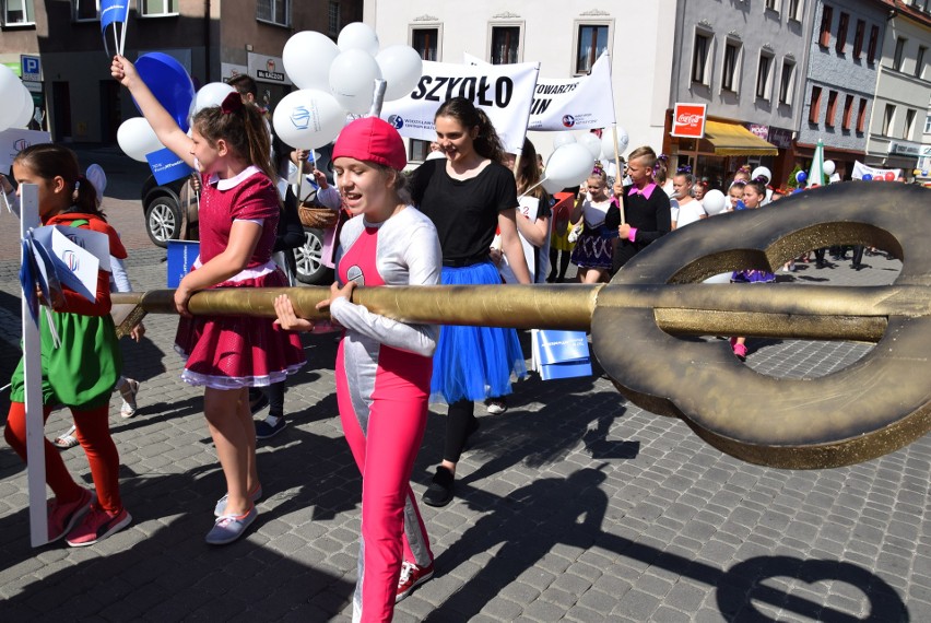 Barwny korowód rozpoczął Dni Wodzisławia Śląskiego