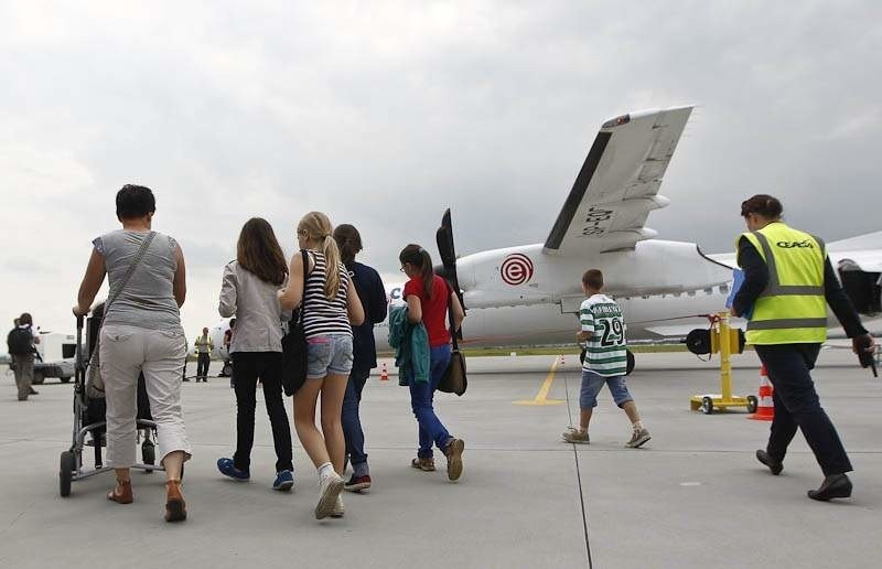 Dzieci z domu dziecka na podniebnej wycieczce z Eurolotem
