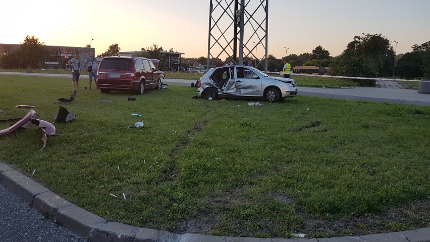 Wypadek na rondzie Sybiraków w Łodzi