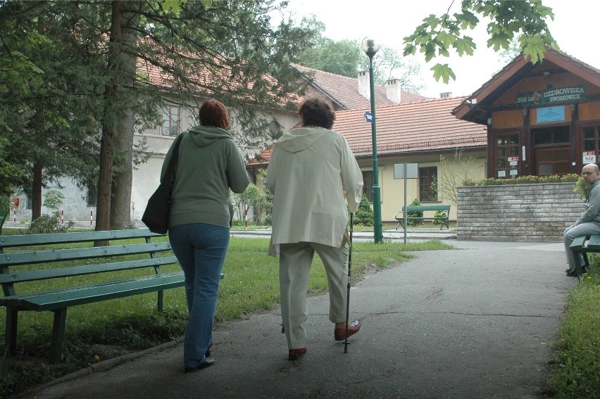 Od 1 maja do 30 września (stawki za każdy dzień pobytu):...