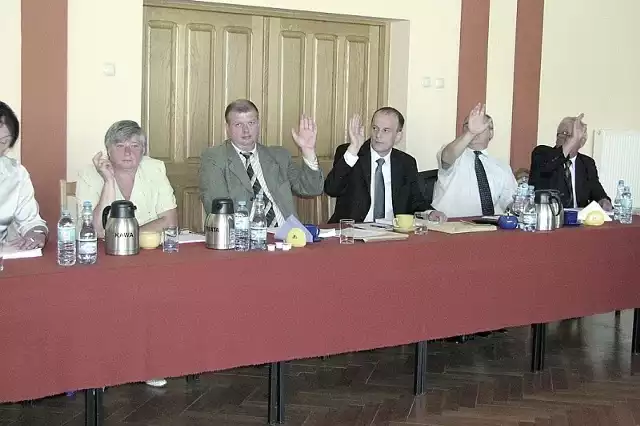 Nowym dyrektorem najstarszego bielskiego liceum Tadeusza Kościuszki zostanie nauczyciel historii i radny powiatowy Krzysztof Prorok (na zdj. trzeci z prawej)