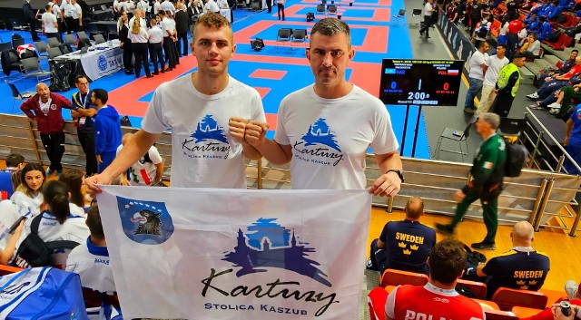Podczas odbywających się w Portugalii Mistrzostw Świata w Kickboxingu Seniorów tytuł wicemistrza świata zdobył Armin Wilczewski z Rebelii Kartuzy.