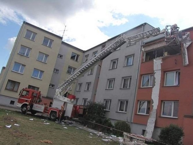 Do wybuchu gazu doszło 17 sierpnia 2014 roku. Ranne zostały trzy osoby - 67-letnia kobieta, jej 43-letni syn oraz sąsiadka z I piętra.