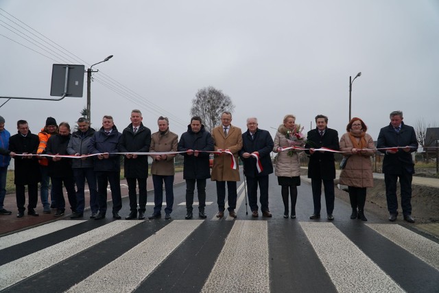 Oficjalne otwarcie przebudowanej ulicy odbyło się w poniedziałek, 29 listopada. W wydarzeniu brali udział parlamentarzyści Ziemi Radomskiej i lokalni samorządowcy.