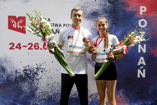Artur Olejarz i Monika Jackiewicz z medalami MP w Poznaniu.