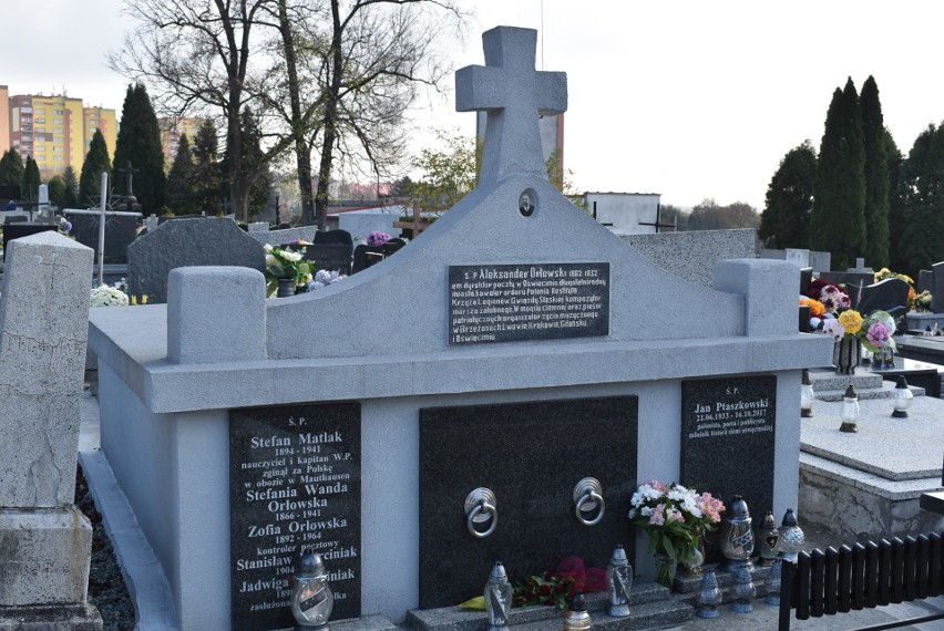 Grobowiec, w którym pochowany jest Aleksander Orłowski,...