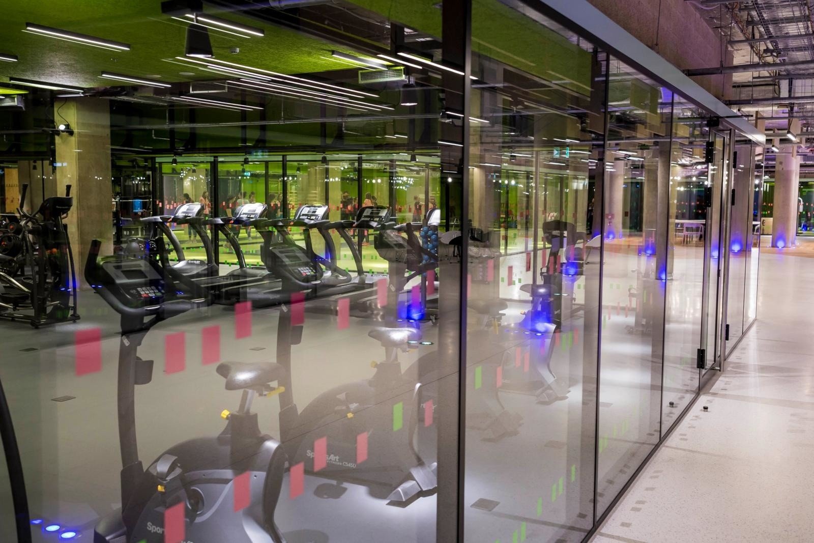 Tak wygląda najdroższa siłownia w Polsce. Uniwersytet Warszawski otworzył  ultranowoczesny podziemny obiekt sportowy (ZOBACZ ZDJĘCIA) | Polska Times