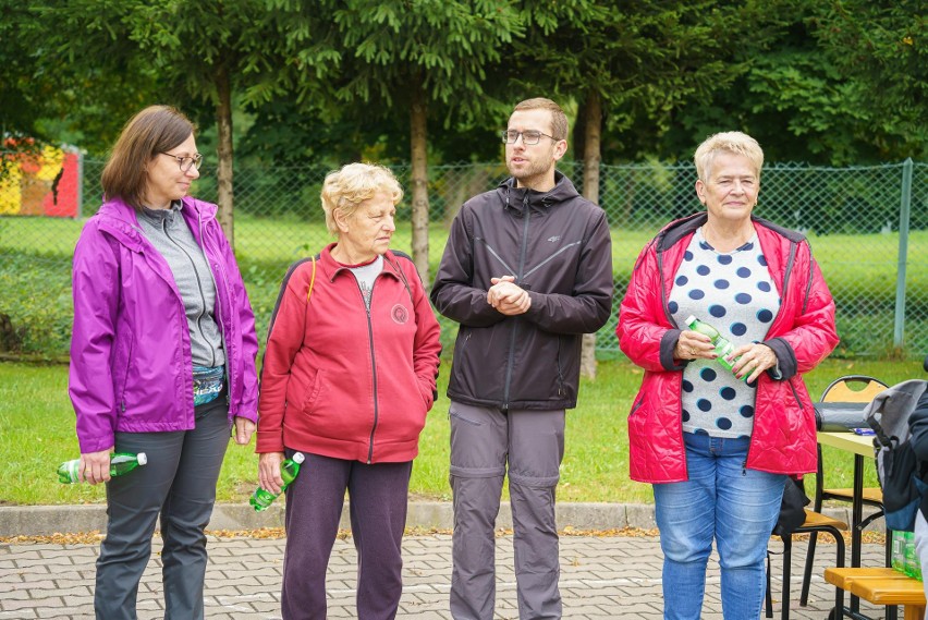 Cyganowice. Ponad 30 osób sprzątało brzegi Popradu w ramach jesiennej odsłony akcji "Dbam o Sądeckie 2022"