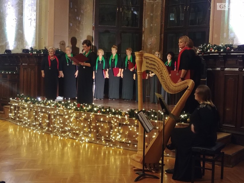 Szczecińskie pielęgniarki i położne zaśpiewały w Akademii Sztuki [WIDEO]