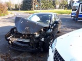 Zderzenie na ulicy Czahary w Łodzi - dwa zniszczone samochody... ZDJECIA