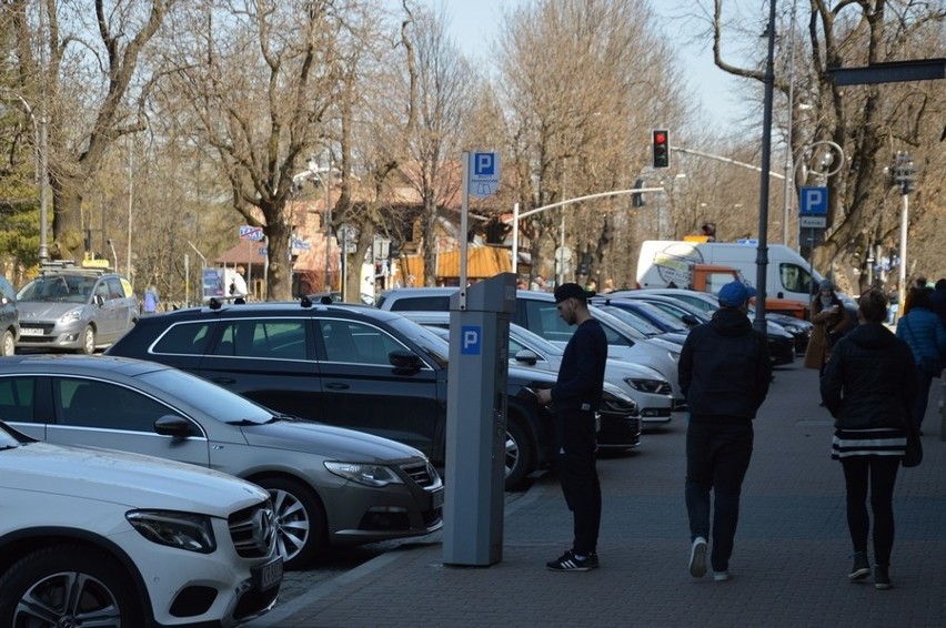 To na tym parkingu przy ulicy Kościuszki w Zakopanem doszło...