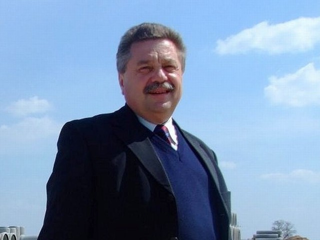 Tadeusz Kauch (burmistrz Ujazdu od 1998 r.): - Każdy z nas co 4 lata oddaje się pod osąd publiczny.
