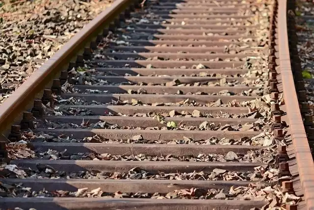 Tragedia w Jaworznie - mężczyzna został potrącony przez pociąg. Były utrudnienia