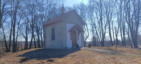 Remont ponad 110-letniej kapliczki w Wiązownicy Małej dobiega końca. W maju planowana jest tutaj pierwsza uroczystość 