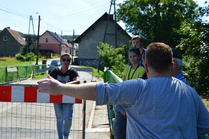 Mieszkańcy Nowej Wioski oskarżają wójta, że zaniedbał sprawę...