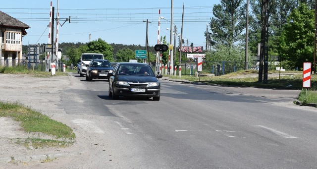 Firma Eurovia przejęła już plac budowy od zarządu dróg .  Jej zadanie to wymontowanie 600 metrów ul. Kętrzyńskiego