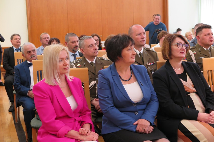 W Opolskim Urzędzie Wojewódzkim zorganizowano uroczystość...