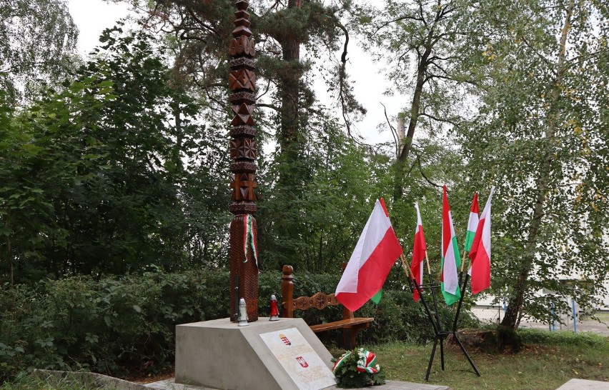 Odnowiony pomnik w Zwierzyńcu