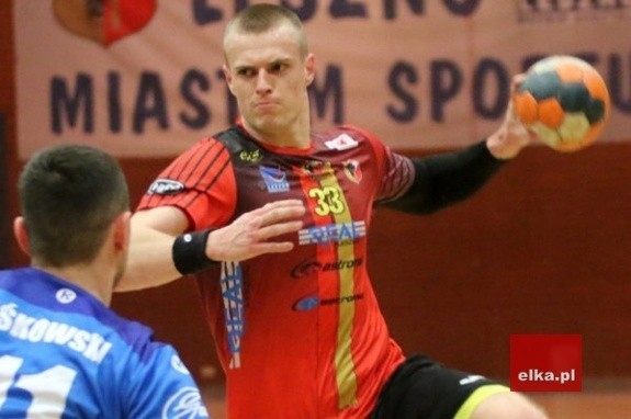 W minionym sezonie Kamil Napierkowski reprezentował barwy...