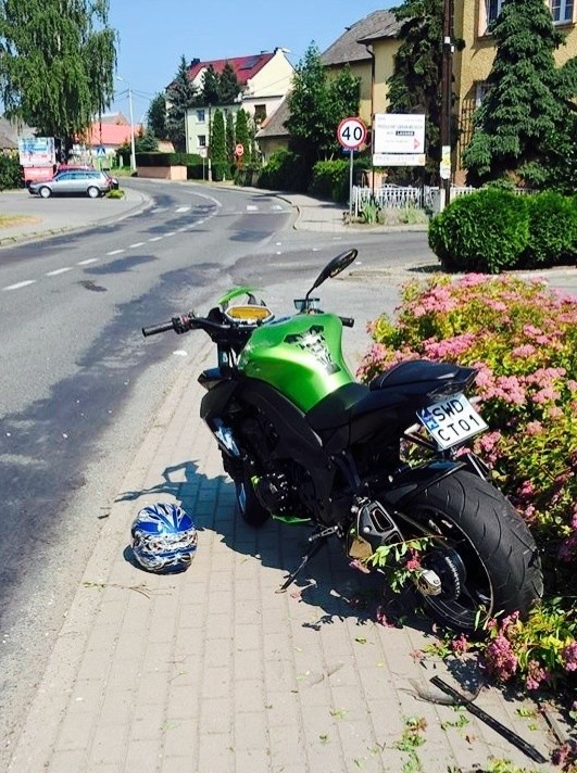 Wypadek motocyklisty w Pietrowicach Wielkich