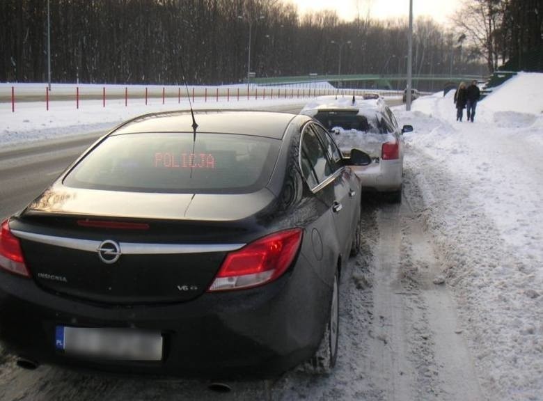 Policyjna akcja prędkość 16-17.02.2019 Uwaga! W weekend wzmożone kontrole na drogach (zdjęcia)