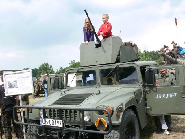 Militariada to między innymi pokaz wojskowego sprzętu.