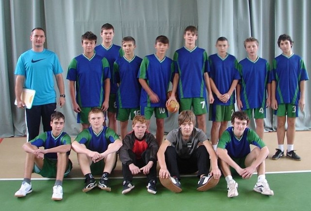 Drużyna gimnazjum z Rogowa zagra w finale Małej Ligi piłki ręcznej