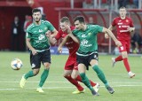 Widzewiacy naprawdę nie powinni jeszcze otwierać szampanów