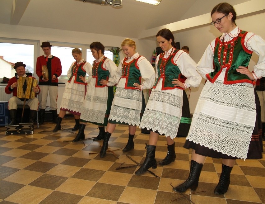 Na patriotyczną i ludową nutę w Lipnikach (zdjęcia)