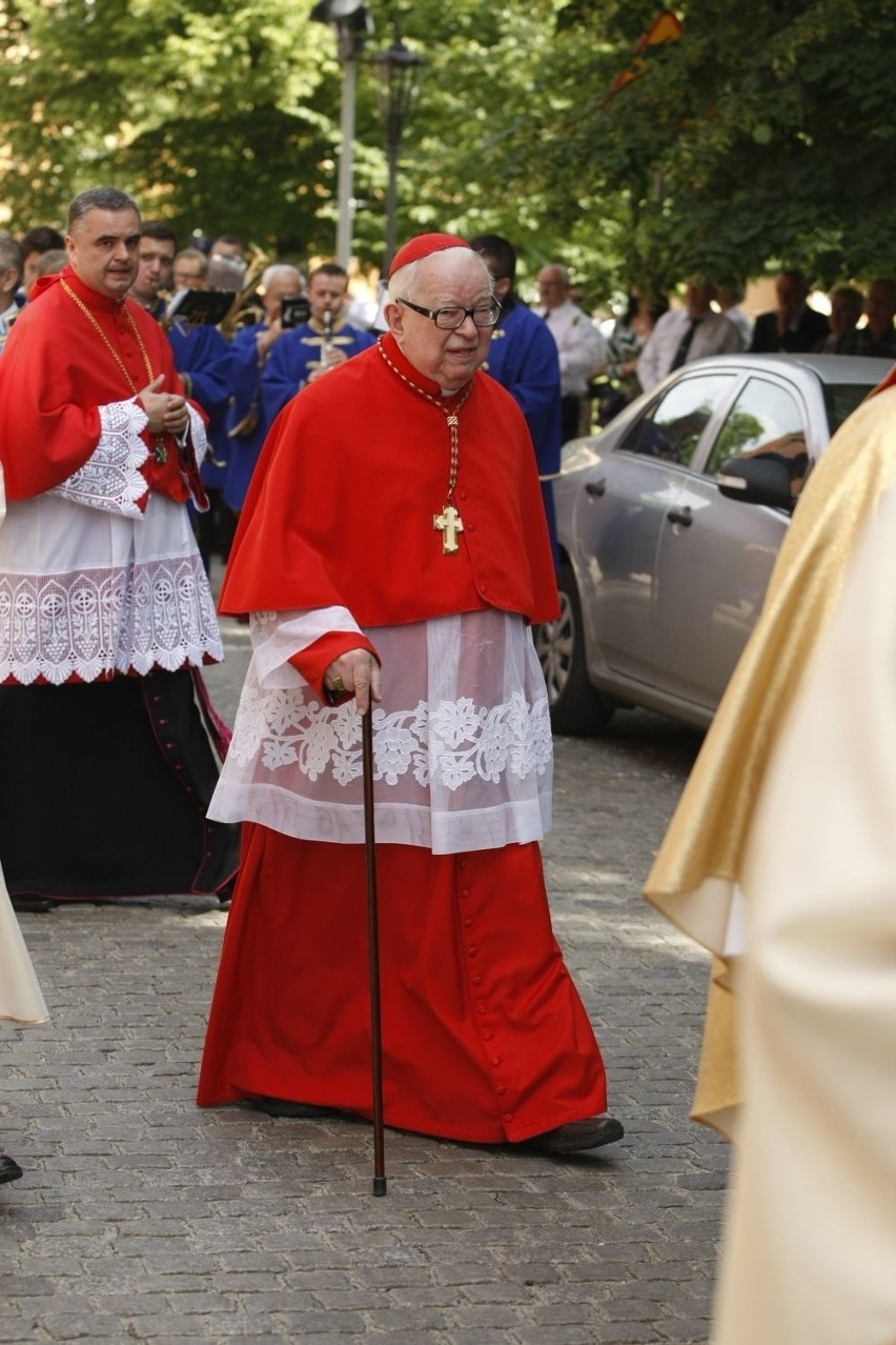 Józef Kupny już oficjalnie naszym arcybiskupem (ZDJĘCIA, HOMILIA INAUGURACYJNA)