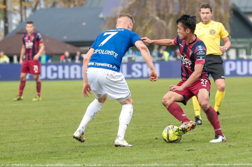 W Niepołomicach niespodzianki nie było: Puszcza - Pogoń 1:2