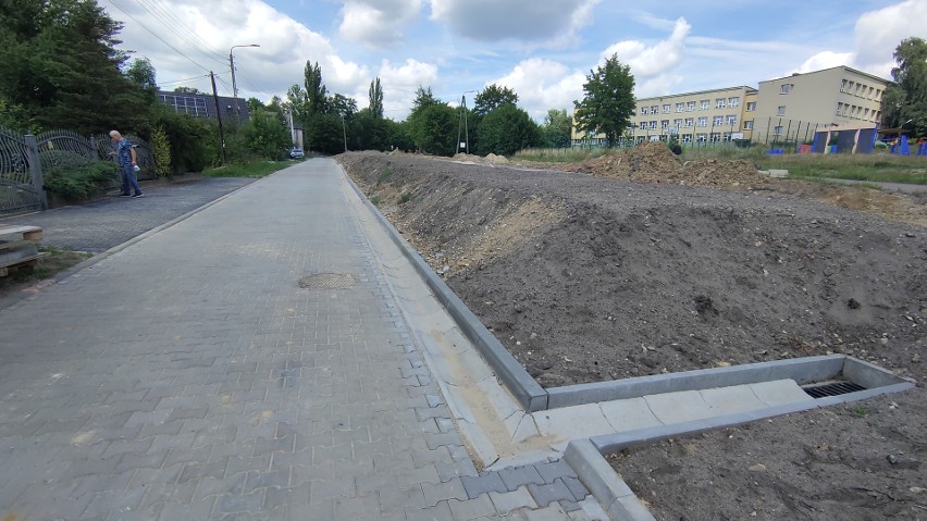 W Wojkowicach trwa remont i przebudowa ulicy Proletariatu...