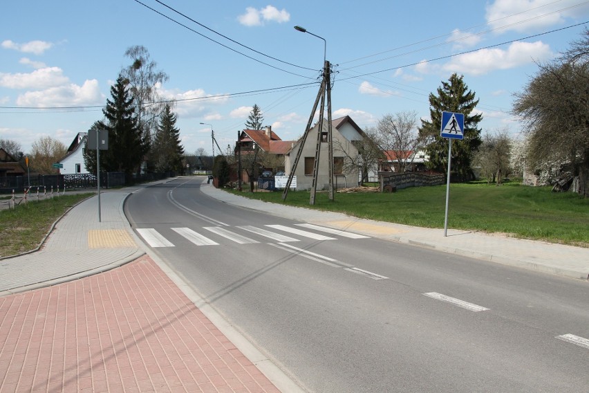 Otwarcie przebudowanej drogi powiatowej w Pogorzałkach