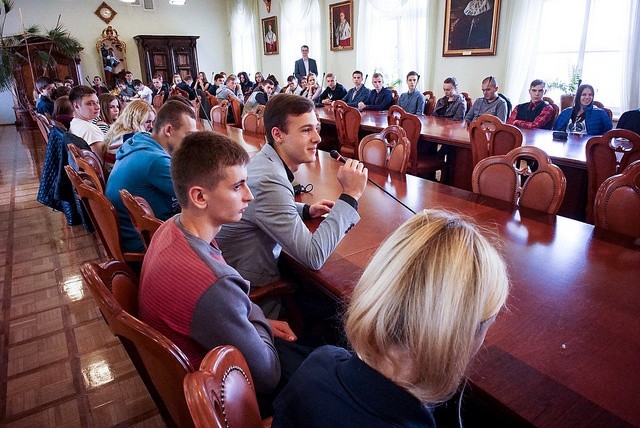 Aż 40 absolwentów szkoły letniej rozpocznie studia w Opolu.