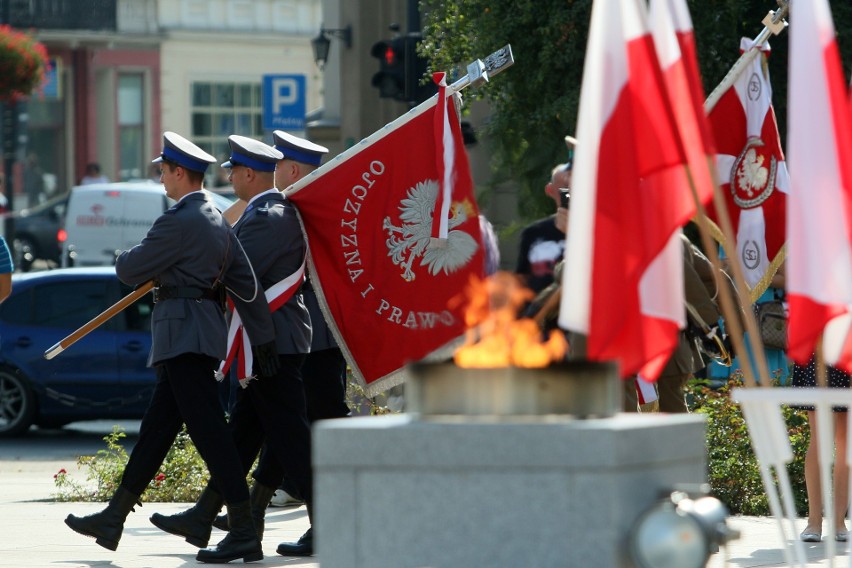 74 lata temu wybuchło Powstanie Warszawskie. Walki trwały przez 63 dni