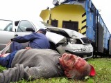 Bielsko-Biała: Wypadek na przejeździe kolejowym. 5 osób rannych [ĆWICZENIA]