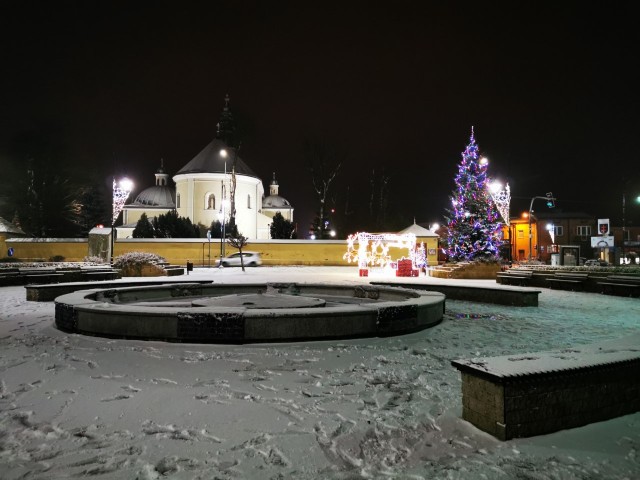 Tak prezentowały się świąteczne iluminacje w Skaryszewie przed rokiem. W najbliższą niedzielę będzie podobnie.
