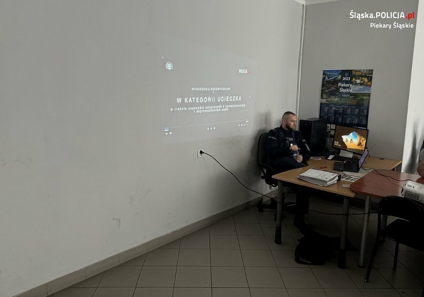 Policjanci z Piekar Śląskich ćwiczyli udzielenia pierwszej...