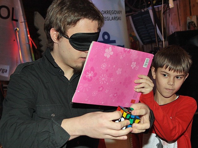 Wiele emocji dał także show Marcina "Maskow" Kowalczyka mistrza układania kostki "Rubika" znanego z "Mam talent"