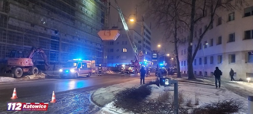 Katowice: wypadek na budowie wieżowca. Mężczyzna spadł z dużej wysokości. Trafił do szpitala 