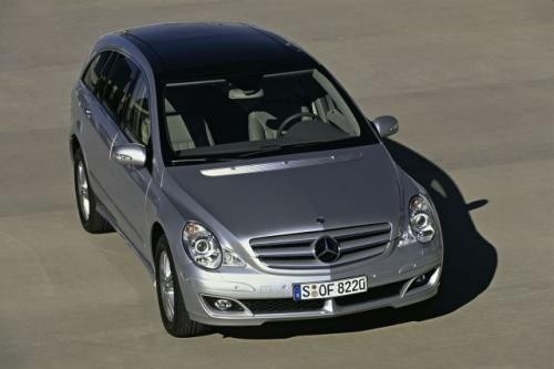 Fot. DaimlerChrysler:  Mercedes klasy R ma być uniwersalnym...