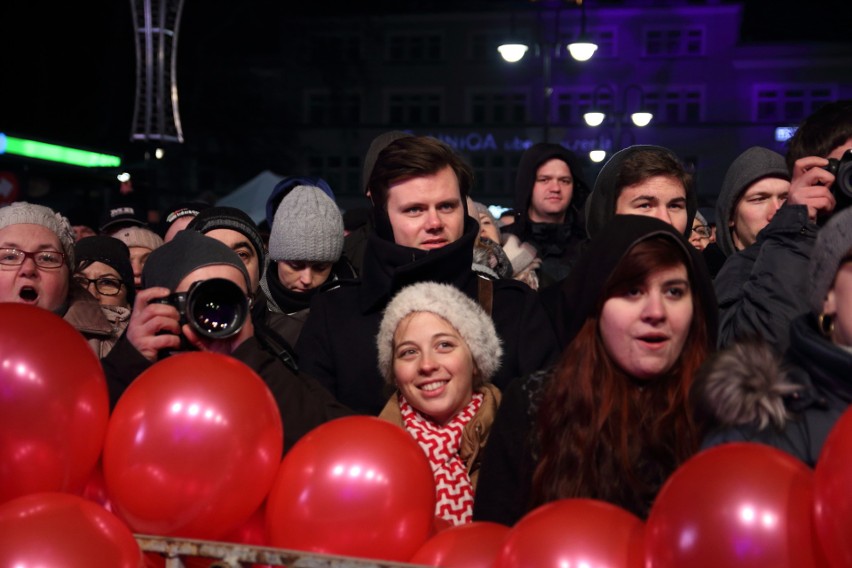 Światełko do nieba, licytacje i koncert Feel na finał WOŚP w...