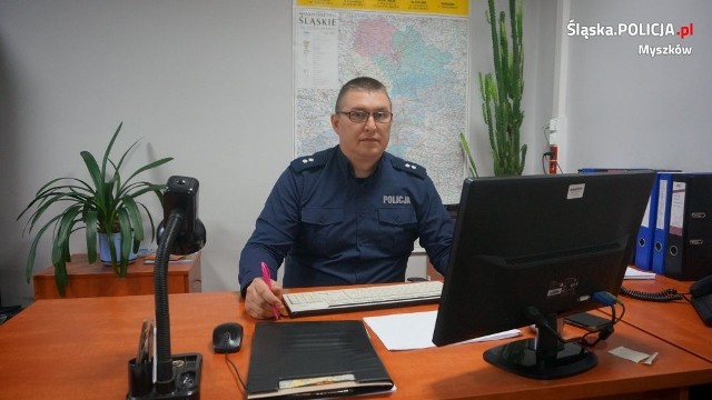Podkomisarz Sławomir Maciąg z myszkowskiej policji uratował życie półtorarocznemu chłopcu