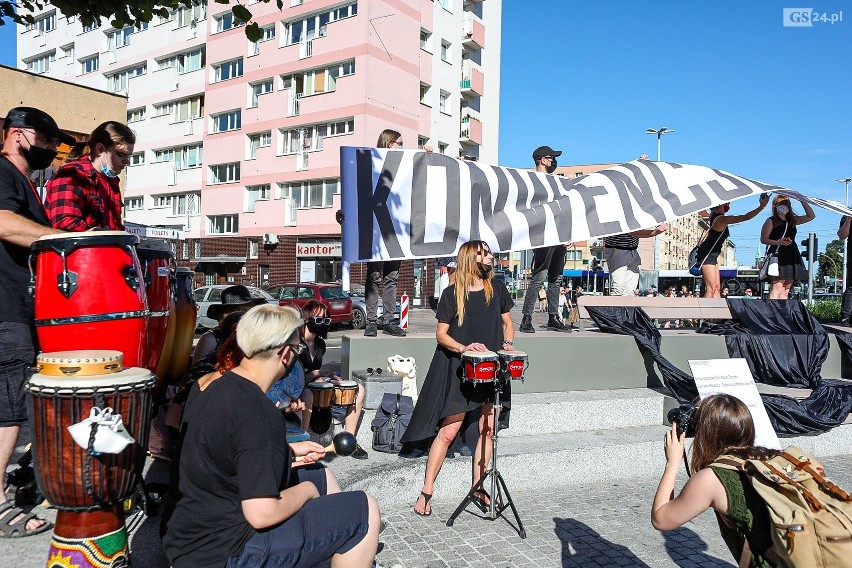 "Nie będziemy ofiarami!". Demonstracja kobiet w centrum Szczecina