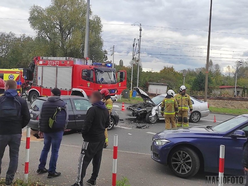 Uwaga na drogach. W Opolu i Osinach doszło do dwóch wypadków, ranne są dwie osoby