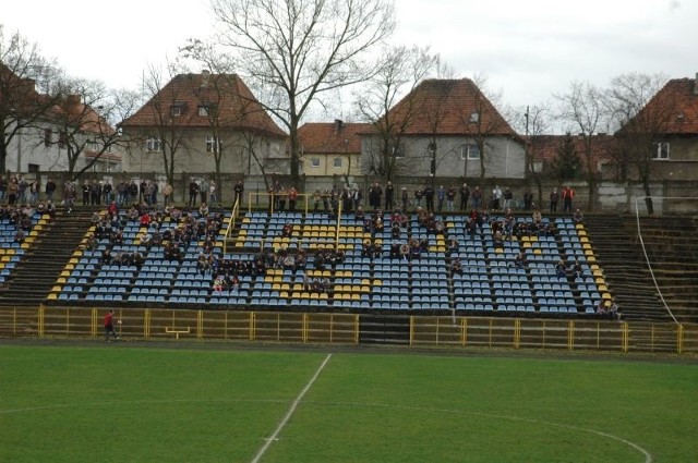 Czarni Żagań pożegnali się już z obiektem przy ul. Karpińskiego. A jednak w najbliższą sobotę znów na nim zagrają.